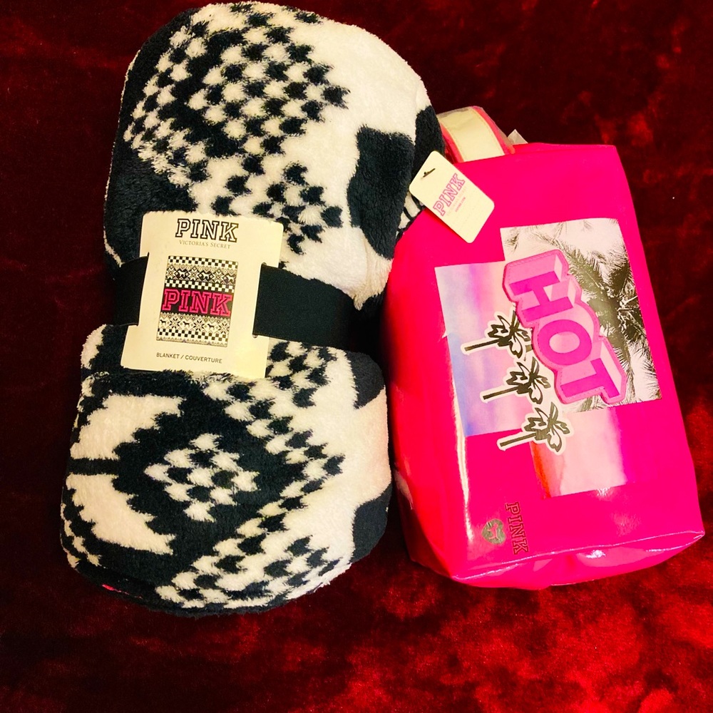 🌆vs PINK Travel Duo ✈️ 🌅